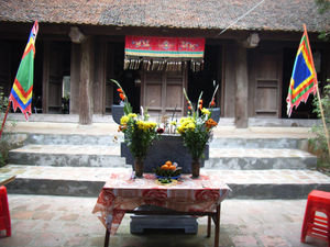 Phung Hung temple